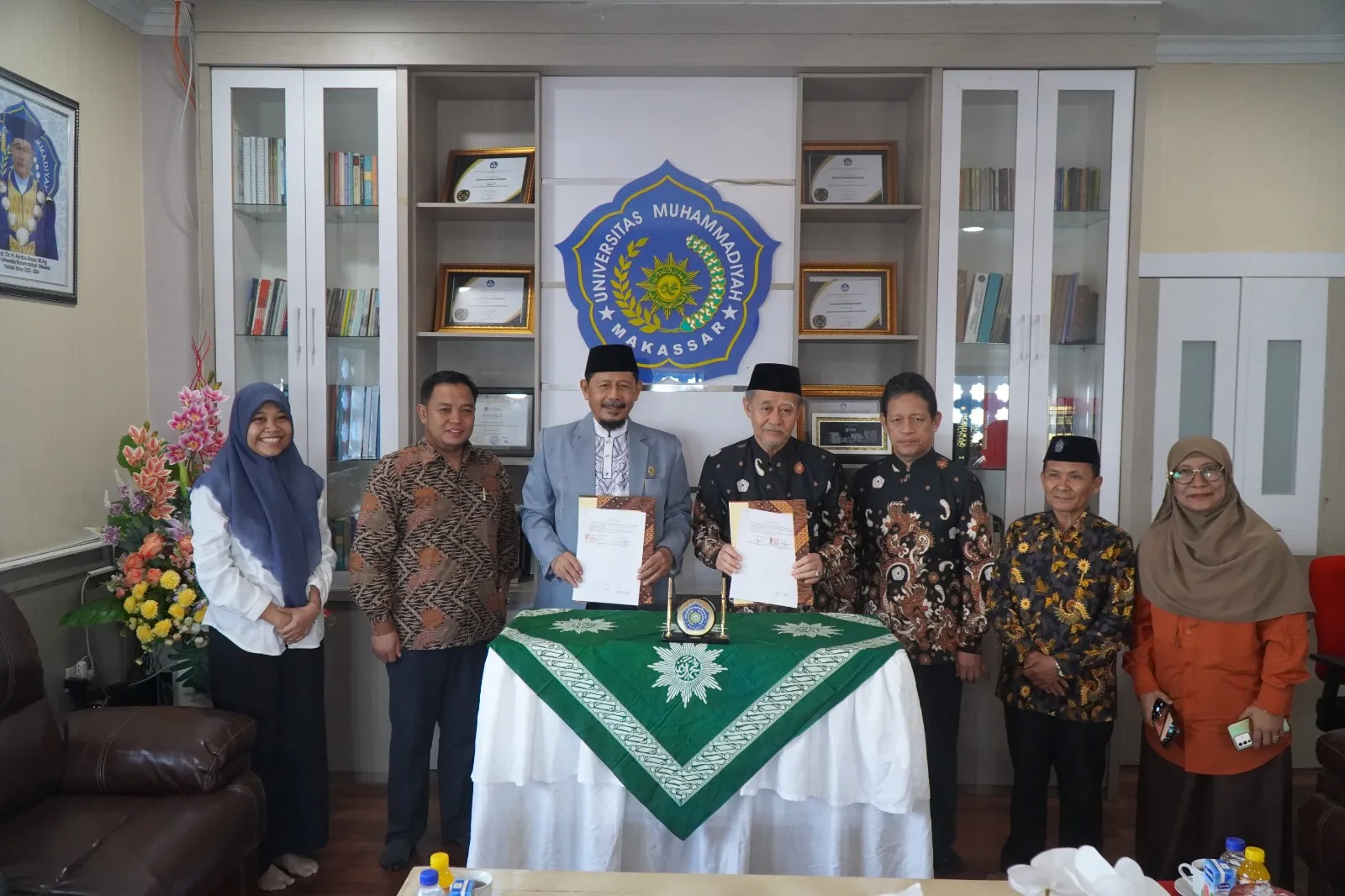 Rektor Unismuh Prof Ambo Asse Tandatangani MoU dengan Universitas Al-Khaeraat Palu