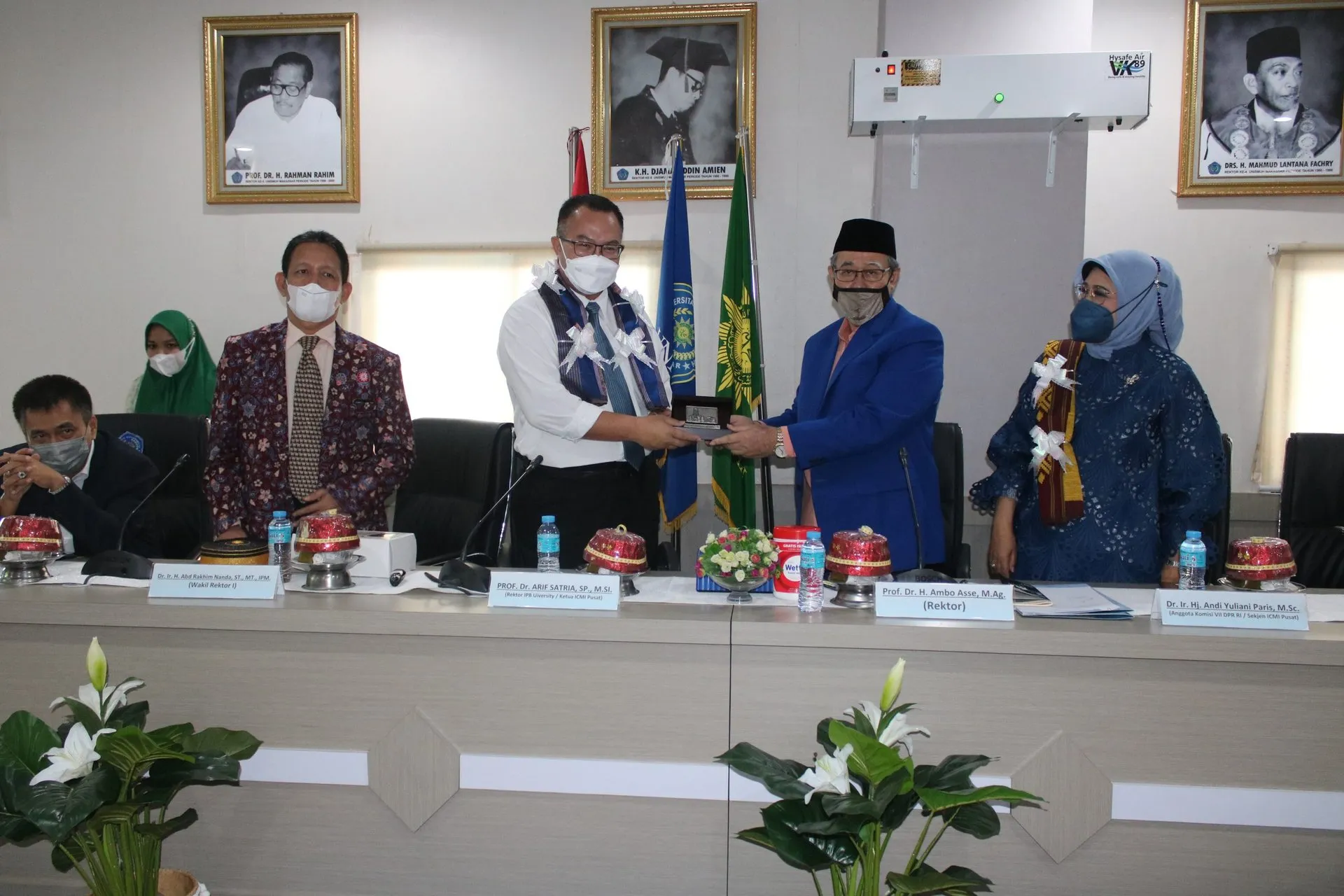 Beri Kuliah Umum di Unismuh Makassar, Ketua Umum ICMI Paparkan Tiga Disrupsi Besar