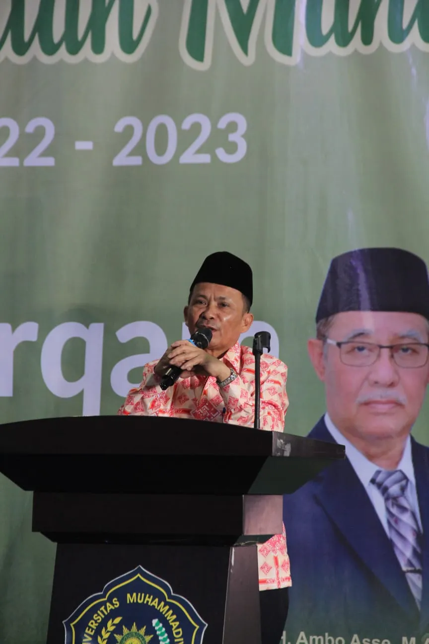 Wakil Rektor IV Unismuh Harapkan Pesmadina Cetak Lulusan Berkarakter dan Berakhlak Mulia