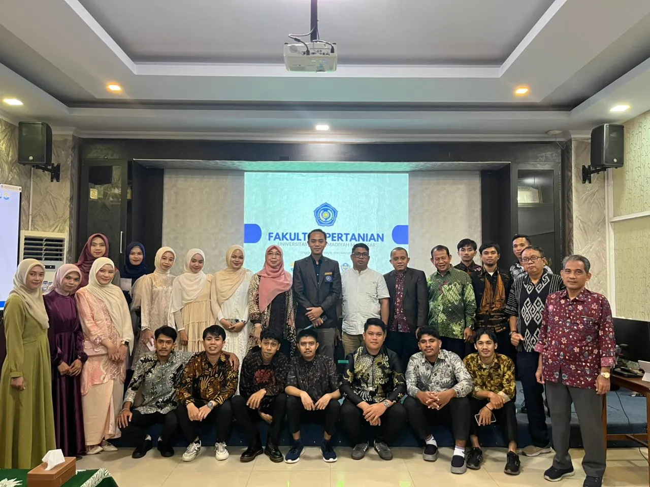 Fakultas Pertanian Unismuh Makassar Kukuhkan 31 Sarjana Baru Angkatan ke-87