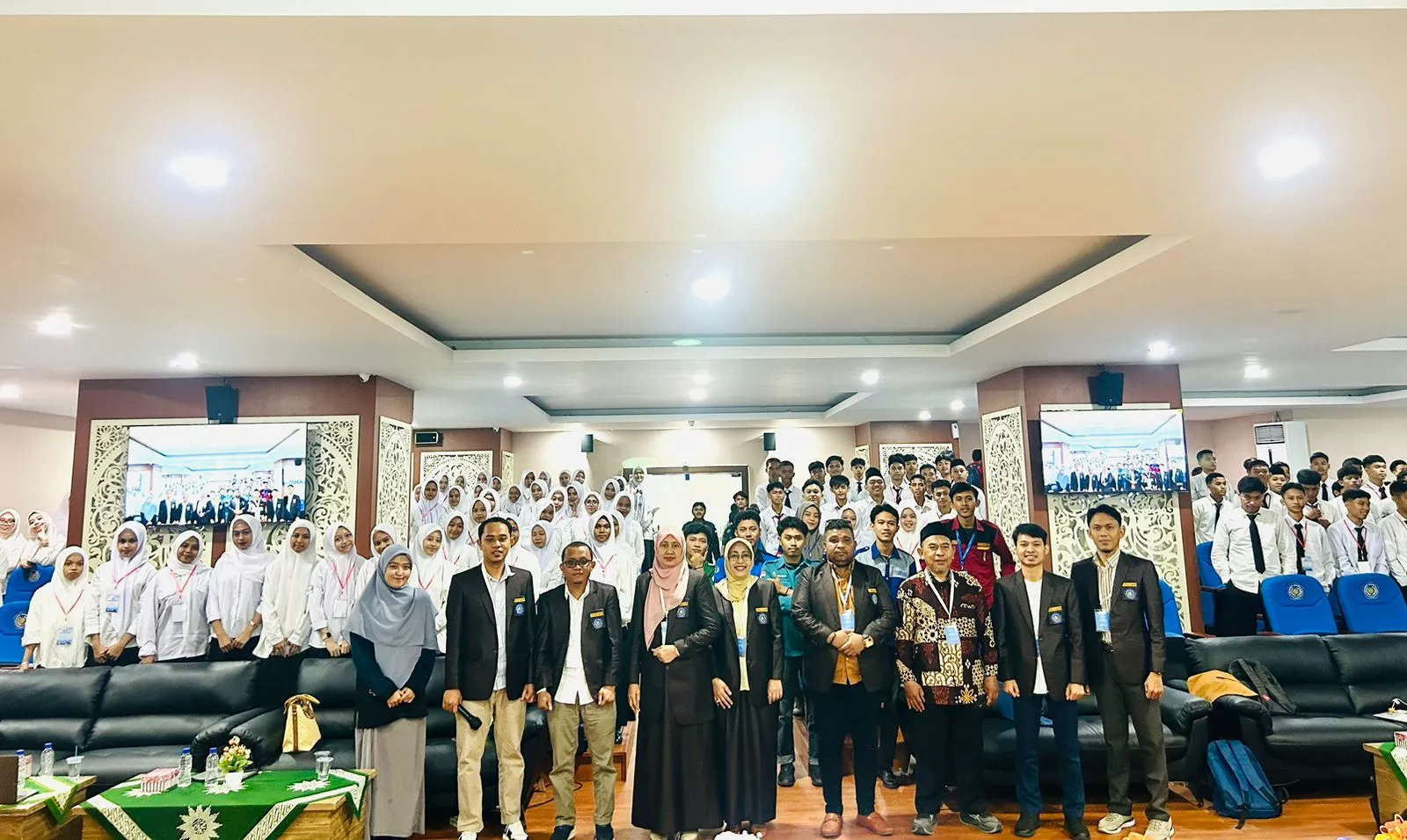 Fakultas Pertanian Unismuh Sambut 175 Mahasiswa Baru dengan Semangat Berkelanjutan